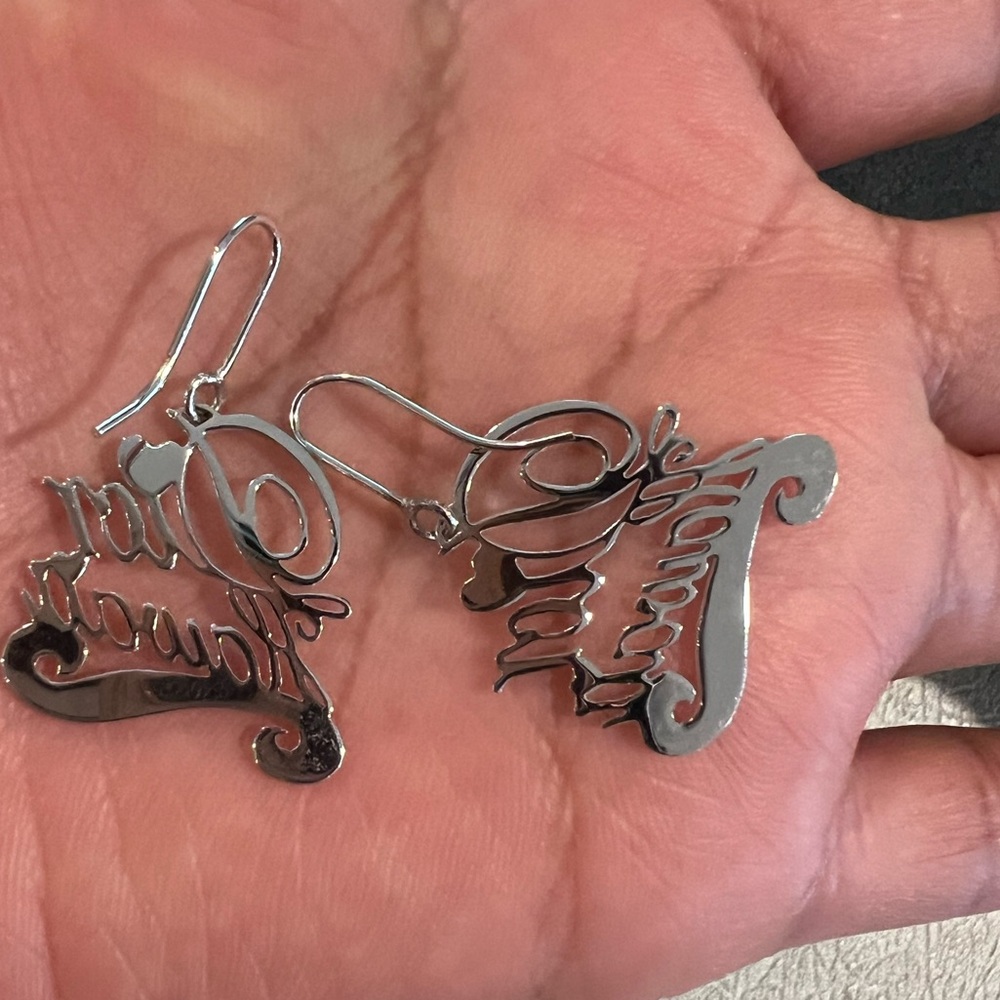 Dior Hawaii Earrings - Picture 3 of 3